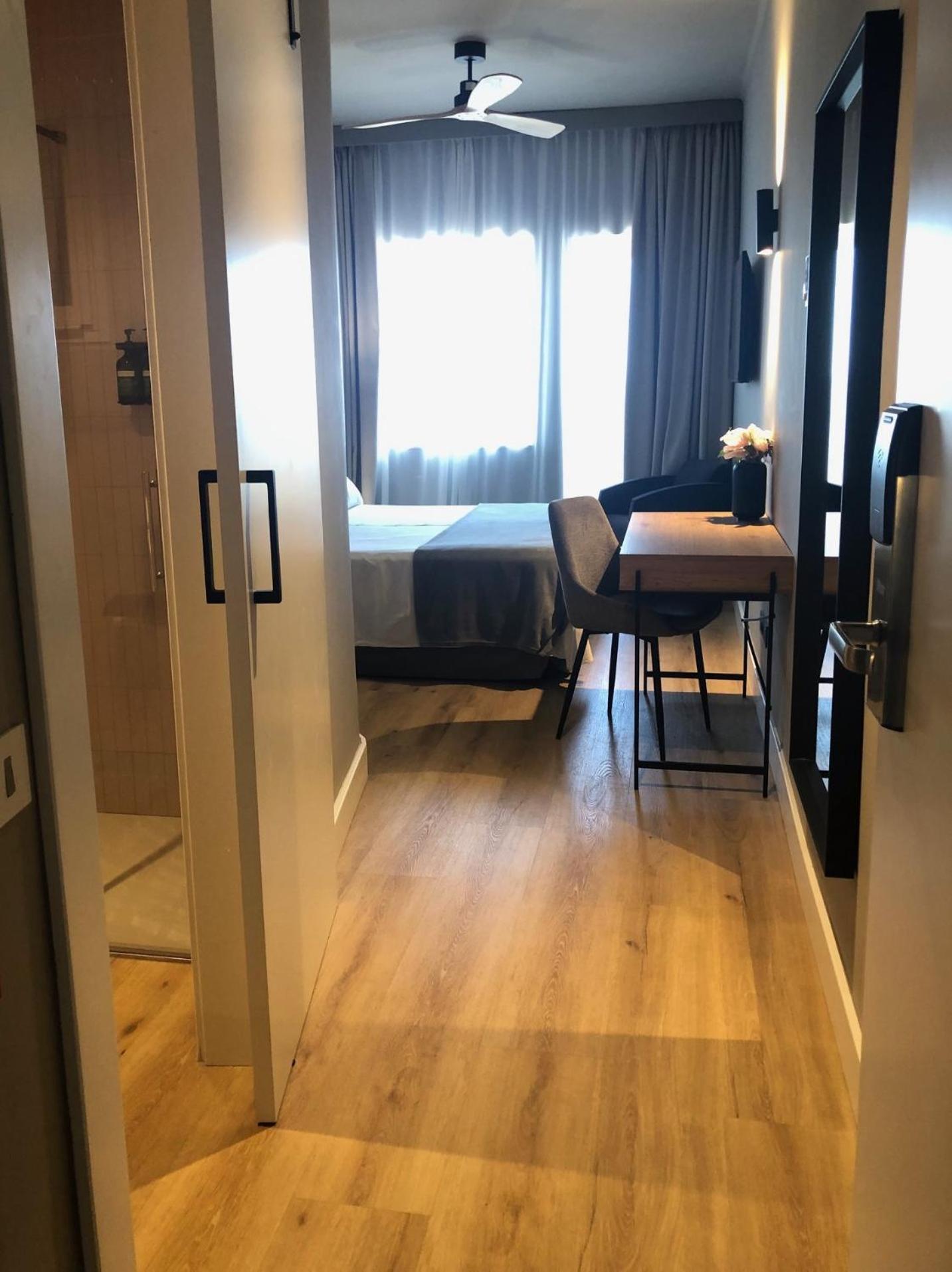 Nuria Hotel Tarragona Buitenkant foto