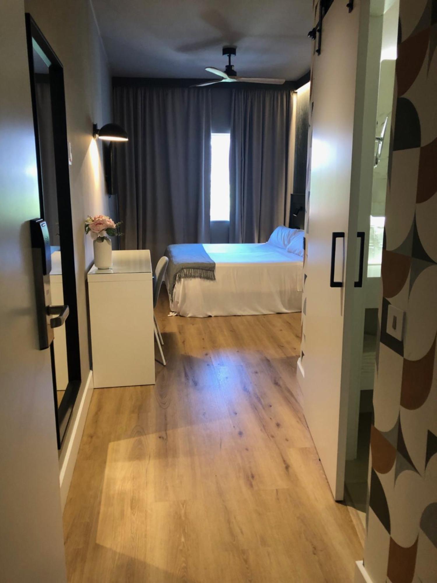 Nuria Hotel Tarragona Buitenkant foto